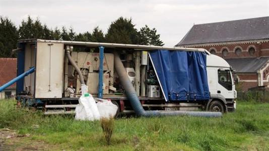 Une station de triage de semences de ferme