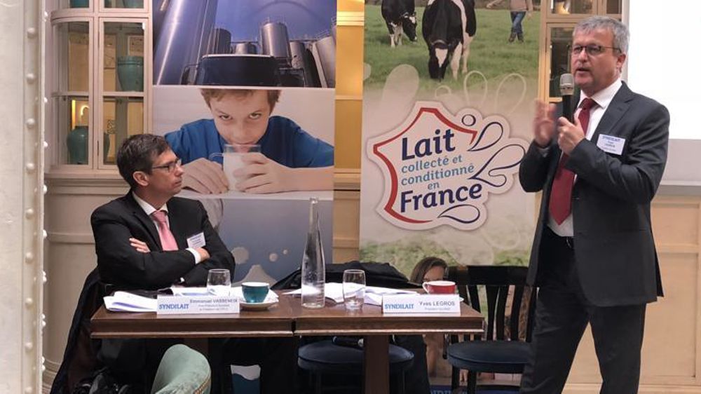 Yves Legros (à droite), président de Syndilait, et Emmanuel Vasseneix, président de l’IPLC, le mardi 15 mai 2018 à Paris. © V. Guyot/GFA