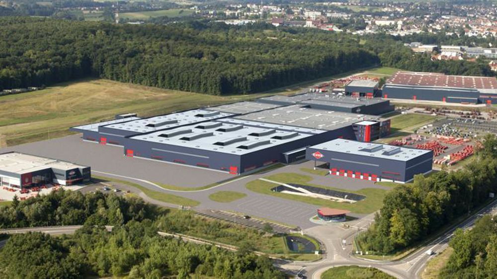 Le site MGM de Monswiller avec les nouveaux halls de montage. © Kuhn