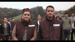 Les services de remplacement lancent une campagne de communication pour sensibiliser aux métiers de remplaçant en agriculture. Les services de remplacement lancent une campagne de communication pour sensibiliser aux métiers de remplaçant en agriculture.