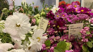 Si l’on en croit la récente enquête menées par Kantar à la demande de l’Office Hollandais des Fleurs, les consommateurs ont du mal à transformer leurs intentions d’achat de produits plus responsables en action. Si l’on en croit la récente enquête menées par Kantar à la demande de l’Office Hollandais des Fleurs, les consommateurs ont du mal à transformer leurs intentions d’achat de produits plus responsables en action.
