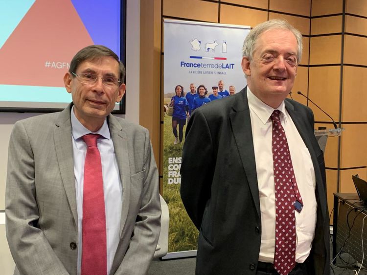 Jehan Moreau, directeur de la Fédération nationale des industries laitières et Robert Brzusczak, président. C.Hue