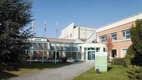 Les entreprises françaises continuent à occuper une place de choix sur leur marché intérieur : trois figurent dans le top cinq, et six, dans le top dix.G. MANCION