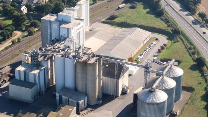 Le groupe Triskalia a investi 2,5 M€, cette année, dans ses usines d'aliments, notamment, à Plouagat, dans le chargement vrac et le conditionnement thermique.