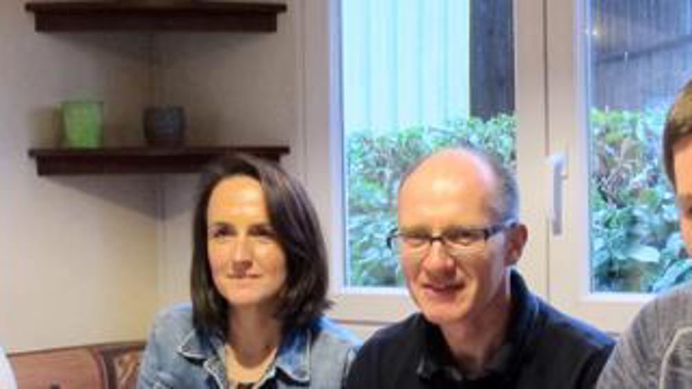 « Il s’agit de prendre en charge notre lait de la ferme au magasin, et de mieux le valoriser », explique Stéphane Bourhis (à droite) avec  Pierre Houdeau , Sandrine et Michel Le Berre.P.Le Cann