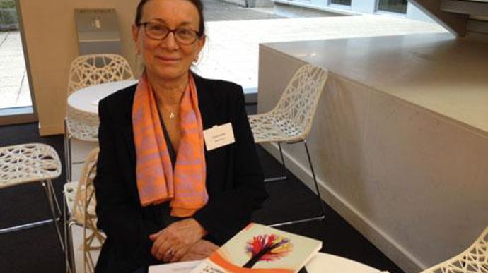 Chantal Chomel, directrice des affaires juridiques et fiscales de Coop de France, présente la version 2014 du guide de l'administrateur dont elle a été la cheville ouvrière. © H. LAURANDEL Chantal Chomel, directrice des affaires juridiques et fiscales de Coop de France, présente la version 2014 du guide de l'administrateur dont elle a été la cheville ouvrière. © H. LAURANDEL