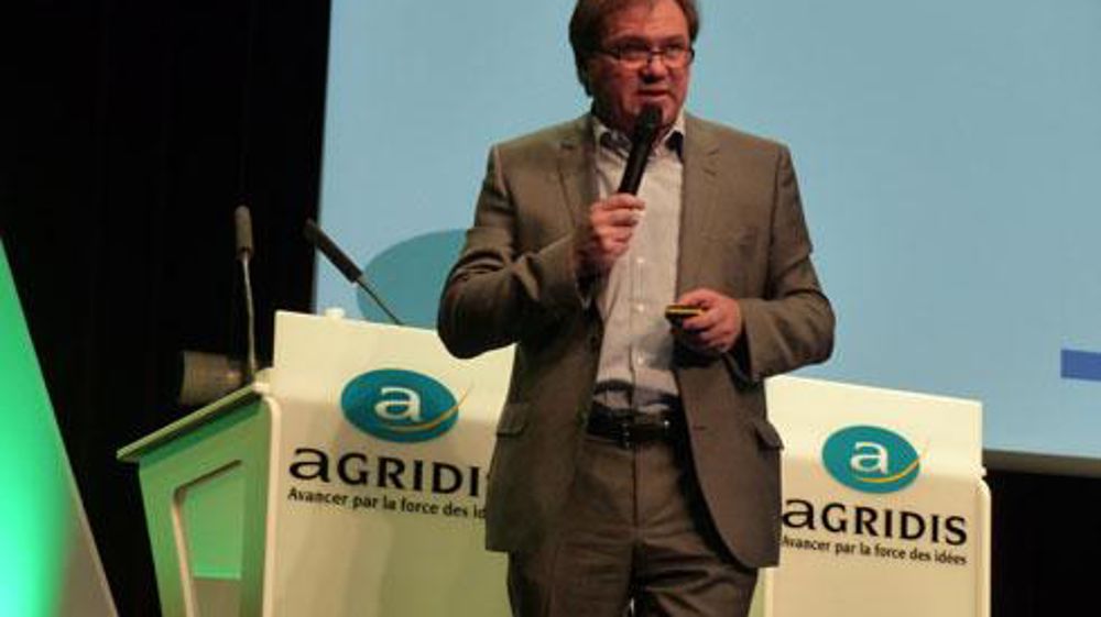 « Pour être pérenne, la création de valeur doit être partagée par tous les acteurs de notre chaîne, notre filière », a déclaré Eric Barbedette, DG d'Agridis-Holdis depuis six mois. © M. COISNE « Pour être pérenne, la création de valeur doit être partagée par tous les acteurs de notre chaîne, notre filière », a déclaré Eric Barbedette, DG d'Agridis-Holdis depuis six mois. © M. COISNE « Pour être pérenne, la création de valeur doit être partagée par tous les acteurs de notre chaîne, notre filière », a déclaré Eric Barbedette, DG d'Agridis-Holdis depuis six mois. © M. COISNE « Pour être pérenne, la création de valeur doit être partagée par tous les acteurs de notre chaîne, notre filière », a déclaré Eric Barbedette, DG d'Agridis-Holdis depuis six mois. © M. COISNE