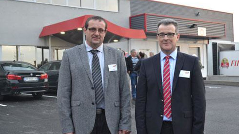Joël Ferrand, président de Fipso (à gauche) et Patrick Le Foll ont inauguré la nouvelle salle de découpe de Fipso Industrie, le 25 novembre, à Morlaas (Pyrénées-Atlantiques). Joël Ferrand, président de Fipso (à gauche) et Patrick Le Foll ont inauguré la nouvelle salle de découpe de Fipso Industrie, le 25 novembre, à Morlaas (Pyrénées-Atlantiques). Joël Ferrand, président de Fipso (à gauche) et Patrick Le Foll ont inauguré la nouvelle salle de découpe de Fipso Industrie, le 25 novembre, à Morlaas (Pyrénées-Atlantiques). Joël Ferrand, président de Fipso (à gauche) et Patrick Le Foll ont inauguré la nouvelle salle de découpe de Fipso Industrie, le 25 novembre, à Morlaas (Pyrénées-Atlantiques).