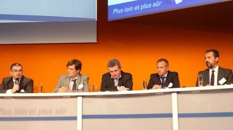 Gilles Kindelberger, directeur général de Sénalia, a convié Pierre-Tristan Fleury (Lempa), Thierry Barrois (Synacomex), Laurent Vittoz (Cérévia) et Omar Yacoubi (Moulins Lahlal) à débattre lors d'une table ronde sur la qualité des blés. © R. FOURREAUX Gilles Kindelberger, directeur général de Sénalia, a convié Pierre-Tristan Fleury (Lempa), Thierry Barrois (Synacomex), Laurent Vittoz (Cérévia) et Omar Yacoubi (Moulins Lahlal) à débattre lors d'une table ronde sur la qualité des blés. © R. FOURRE