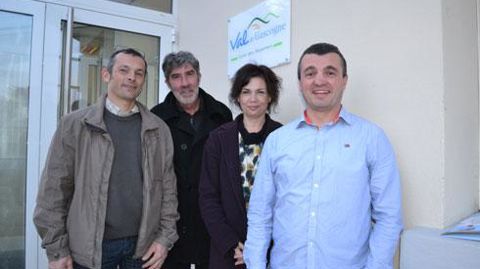 Vincent Blagny, trésorier de l'association Agro-Diversité, Jean-Claude Lasgleyses, secrétaire, Fabienne Gilot, responsable communication de Val de Gascogne et Denis Mousteau, responsable du service agro-environnement de la coop et président de l'association, ont animé leur deuxième assemblée générale, le 14 janvier. © F. JACQUEMOUD Vincent Blagny, trésorier de l'association Agro-Diversité, Jean-Claude Lasgleyses, secrétaire, Fabienne Gilot, responsable communication de Val de Gascogne et Denis M