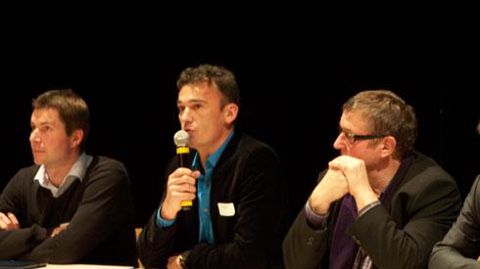De gauche à droite, Samuel Maignan, directeur de la Coopédom, Olivier Joreau, directeur de Cavac Biomatériaux et Dominique Briffaud, secrétaire de la Cavac et président d'Interchanvre. © A. MABIRE De gauche à droite, Samuel Maignan, directeur de la Coopédom, Olivier Joreau, directeur de Cavac Biomatériaux et Dominique Briffaud, secrétaire de la Cavac et président d'Interchanvre. © A. MABIRE De gauche à droite, Samuel Maignan, directeur de la Coopédom, Olivier Joreau, directeur de Cavac Biomatériaux et Dominique Briffaud, secrétaire de la Cavac et président d'Interchanvre. © A. MABIRE De gauche à droite, Samuel Maignan, directeur de la Coopédom, Olivier Joreau, directeur de Cavac Biomatériaux et Dominique Briffaud, secrétaire de la Cavac et président d'Interchanvre. © A. MABIRE