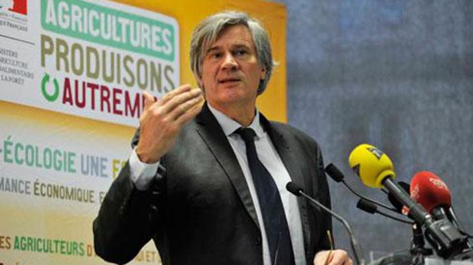 Stéphane Le Foll a communiqué, entre autres, sur la mise en place des CEPP avec comme objectif 20 % de réduction des produits phytos d'ici à 2020, objectif jugé inatteignable pour les distributeurs. © C. FAIMALI/GFA Stéphane Le Foll a communiqué, entre autres, sur la mise en place des CEPP avec comme objectif 20 % de réduction des produits phytos d'ici à 2020, objectif jugé inatteignable pour les distributeurs. © C. FAIMALI/GFA