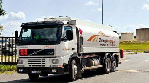 Champ'énergie livre 60 000 m³ de fioul et gazole à 9 000 clients particuliers et professionnels dans la Marne, les Ardennes et les départements voisins. Champ'énergie livre 60 000 m³ de fioul et gazole à 9 000 clients particuliers et professionnels dans la Marne, les Ardennes et les départements voisins. Champ'énergie livre 60 000 m³ de fioul et gazole à 9 000 clients particuliers et professionnels dans la Marne, les Ardennes et les départements voisins. Champ'énergie livre 60 000 m³ de fioul et gazole à 9 000 clients particuliers et professionnels dans la Marne, les Ardennes et les départements voisins.