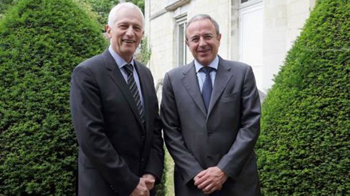 Alain Guillemin (à gauche) a passé le flambeau à Maxime Vandoni le 3 juillet. Alain Guillemin (à gauche) a passé le flambeau à Maxime Vandoni le 3 juillet.