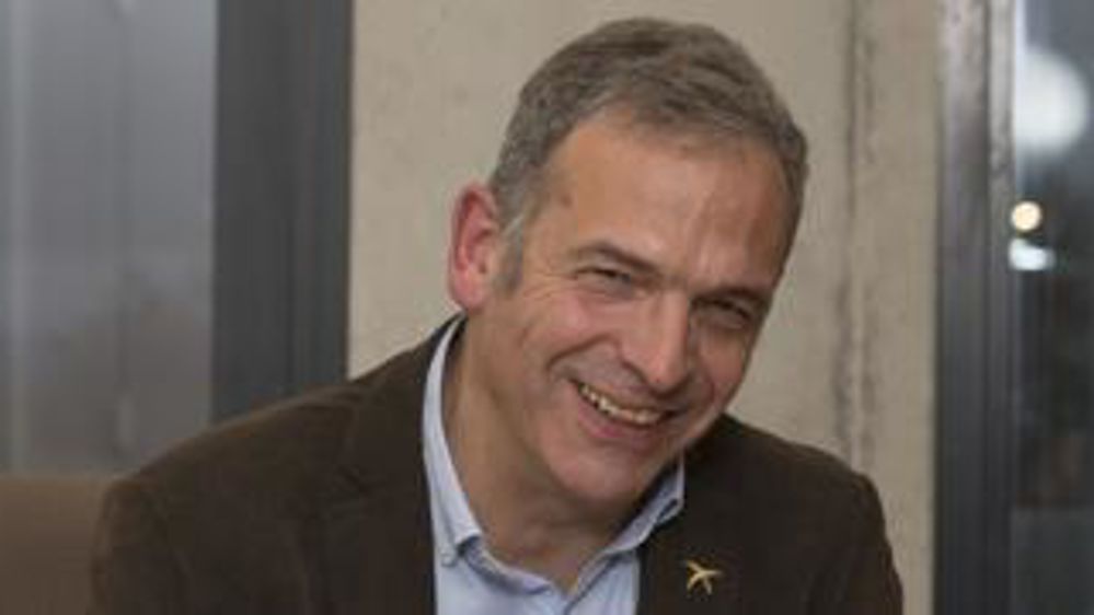 Yann Lecointreest directeur d’Évolution­ depuis juin 2015. Après un début de carrière dans le secteur privé très concurrentiel, il considère que ce mot est dévoyé dans le monde agricole coopératif. Pour lui, les acteurs nationaux devraient travailler ensemble, dans l’intérêt des éleveurs­.