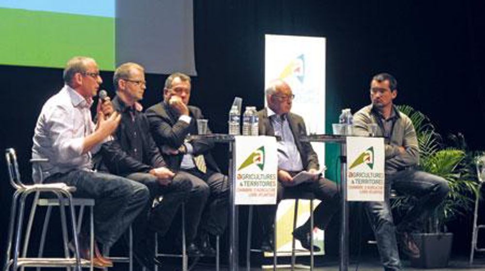 Petit à petit, les différences entre coopératives et privés s'affichent un peu plus clairement Petit à petit, les différences entre coopératives et privés s'affichent un peu plus clairement