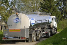 Lactalis et l’OPLGO ont trouvé un accord sur la gestion des volumes de lait (Photo : Stéphane Leitenberger). Lactalis et l’OPLGO ont trouvé un accord sur la gestion des volumes de lait (Photo : Stéphane Leitenberger).