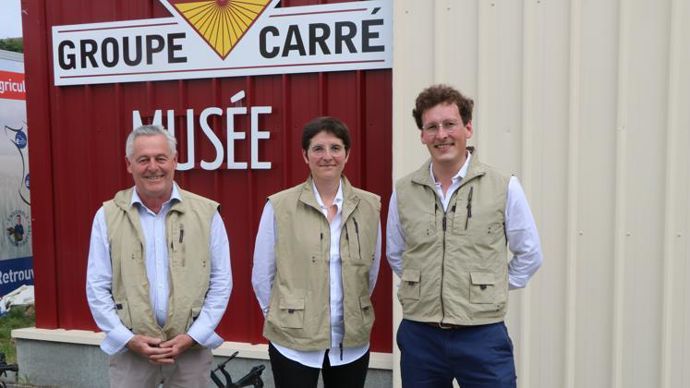 Mathilde Carré aux côtés de son frère Maximilien et de leur père Frédéric qui va continuer à leur apporter ses conseils après la reprise de l’entreprise de négoce. © B. CAILLIEZ
