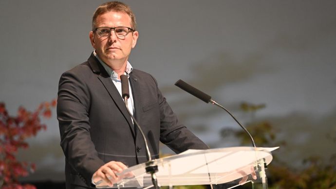 Christophe Congues, le 3 septembre, au Zénith de Pau. Le président d’Euralis souhaite ouvrir une partie du capital de la coopérative aux salariés, partenaires et consommateurs qui partagent sa vision, pour en développer la valeur et affronter les défis qui lui sont lancés. © EURALIS