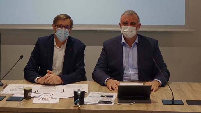 Pour Dominique Chargé (à g.), président de La Coopération agricole, et Bernard Ader, président de la commission Europe de LCA et vice-président de la Cogeca, « le temps fort politique actuel est précieux ». Ici, lors de la visioconférence du 12 janvier présentant leur plateforme de propositions européennes. © LCA