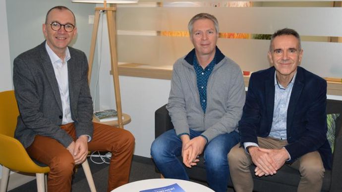 De gauche à droite, Jérôme Calleau, président du groupe coopératif Cavac, Franck Bluteau, vice-président, et Jacques Bourgeais, DG.
