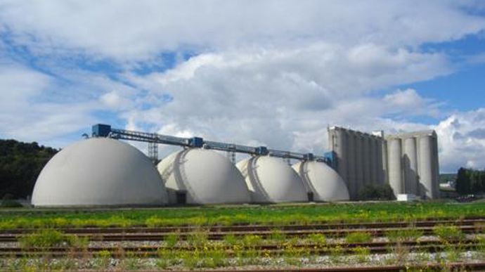 Granit Cereal sera amenée à utiliser les capacités de stockage portuaires Simarex de Petit-Couronne (Seine-Maritime). Granit Cereal sera amenée à utiliser les capacités de stockage portuaires Simarex de Petit-Couronne (Seine-Maritime).