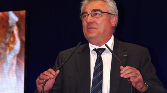 « Le rachat de NutriXo en décembre 2012 marque un nouveau départ pour Siclaé avec des activités plus équilibrées et une harmonisation du fonctionnement de toutes nos filiales », souligne Pascal Prot, président du Sicom commandité de Siclaé. © C. URVOY « Le rachat de NutriXo en décembre 2012 marque un nouveau départ pour Siclaé avec des activités plus équilibrées et une harmonisation du fonctionnement de toutes nos filiales », souligne Pascal Prot, président du Sicom commandité de Siclaé. © C. UR