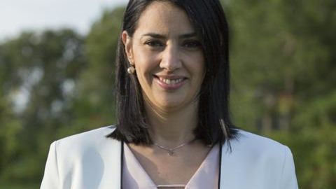 S’engager ensemble dans des défis sportifs et caritatifs et être vigilant à la sécurité de ses collègues permettent de créer du lien sur son lieu de travail et d’améliorer la qualité de vie au travail, selon Yasmina Bousraou Koubaa, DRH du groupe Arterris. © ARTERRIS