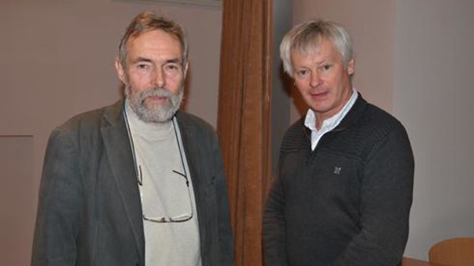 Pierre de Contes, directeur de Biocer (à gauche) et Yves Vanhoecke, président : « Notre progression est due principalement aux reconversions et à la fusion avec la coopérative picarde Abio. » © J.-C. BALLANDONNE Pierre de Contes, directeur de Biocer (à gauche) et Yves Vanhoecke, président : « Notre progression est due principalement aux reconversions et à la fusion avec la coopérative picarde Abio. » © J.-C. BALLANDONNE