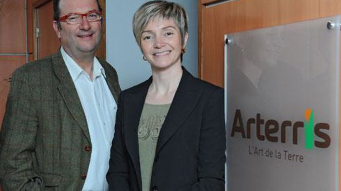 Guillaume Duboin, directeur d'Arterris Innovation et Anne Paulhe-Massol, responsable Innovation et R & D. Le projet Valodim rassemble également d'autres coops dont Maïsadour, Vivadour, Vivescia, Cap Seine et l'Union des distilleries de la Méditerranée. © LYDIE LECARPENTIER Guillaume Duboin, directeur d'Arterris Innovation et Anne Paulhe-Massol, responsable Innovation et R & D. Le projet Valodim rassemble également d'autres coops dont Maïsadour, Vivadour, Vivescia, Cap Seine et l'Union des distil