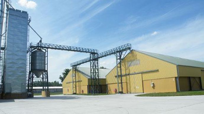 Axéréal va construire de nouveaux silos, comme celui-ci à Miske, en Hongrie, pour mailler le territoire et tripler sa collecte en Europe centrale. Axéréal va construire de nouveaux silos, comme celui-ci à Miske, en Hongrie, pour mailler le territoire et tripler sa collecte en Europe centrale.