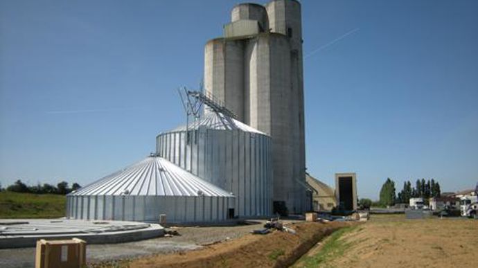 Terrena va construire de nouvelles unités de stockage et en renforcer d'autres (ici un des sites de la coopérative). Terrena va construire de nouvelles unités de stockage et en renforcer d'autres (ici un des sites de la coopérative).