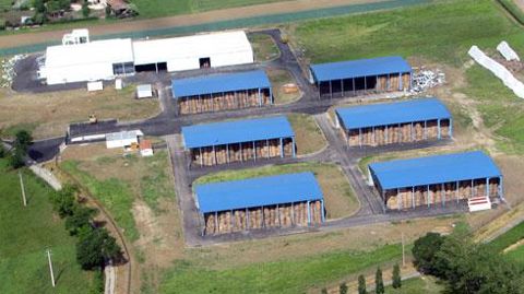 Le site Agrofibre de défibrage de chanvre d'Euralis est situé à une cinquantaine de kilomètres au sud de Toulouse. L'emprise foncière et les grands hangars pourraient intéresser des repreneurs. Le site Agrofibre de défibrage de chanvre d'Euralis est situé à une cinquantaine de kilomètres au sud de Toulouse. L'emprise foncière et les grands hangars pourraient intéresser des repreneurs. Le site Agrofibre de défibrage de chanvre d'Euralis est situé à une cinquantaine de kilomètres au sud de Toulouse. L'emprise foncière et les grands hangars pourraient intéresser des repreneurs. Le site Agrofibre de défibrage de chanvre d'Euralis est situé à une cinquantaine de kilomètres au sud de Toulouse. L'emprise foncière et les grands hangars pourraient intéresser des repreneurs.