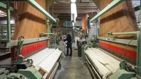 Lemaitre-Demeestere produit 400 000 mètres linéaires par an de tissu haut de gamme en fibre de lin pour la décoration, l’ameublement et le prêt-à-porter. © LEMAITRE-DEMEESTERE