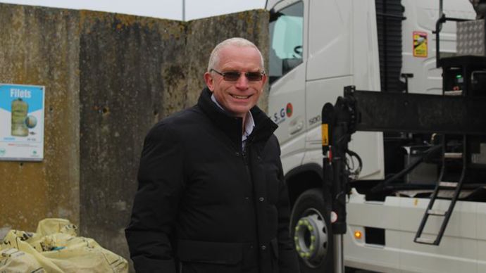 Denis Pelé, directeur de Pelé Agri-Conseil, organise quatre semaines de collecte de déchets par an sur quatre sites. © M. COISNE