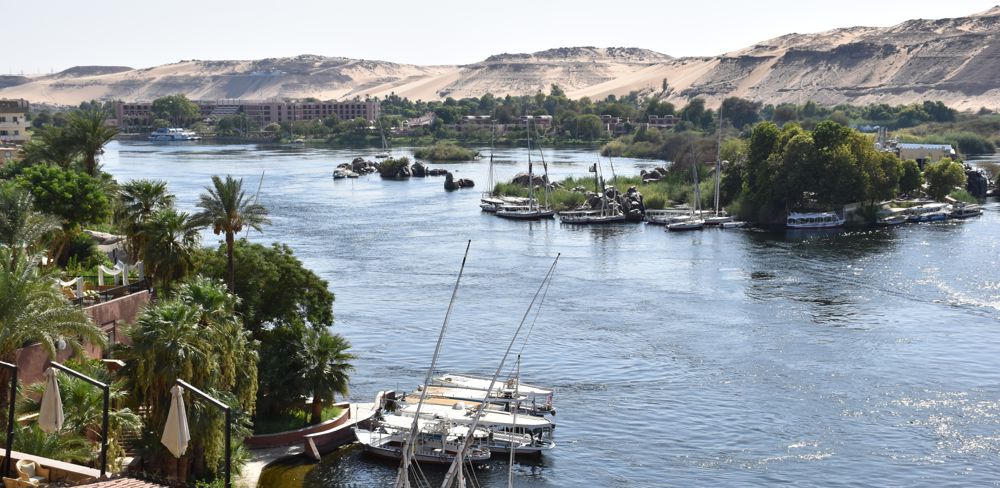 Vue depuis le Old Cataract, à Assouan, où Agatha Christie a écrit les premiers chapitres de Mort sur le Nil, paru en 1937.