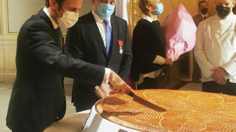Découpe de la galette Découpe de la galette