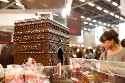 La partie grand public est l'occasion pour les consommateurs de découvrir la créativité des chocolatiers. (Photo Raffoux) Salon du chocolat professionnel 2013 (Photo : latoque.fr)
