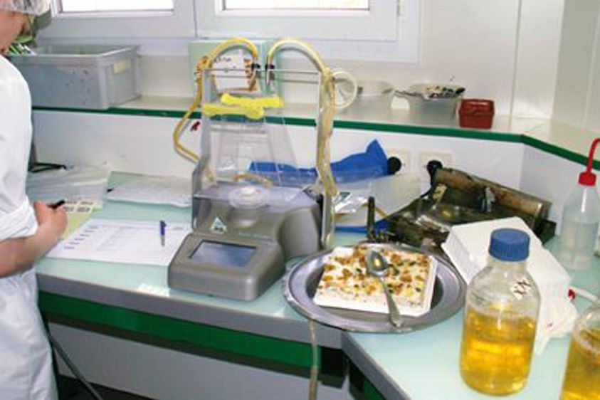 Les services des fraudes peuvent mettre à jour tout effondrement du niveau d'hygiène général consécutif à l'introduction d'un animal au laboratoire. (Photo : latoque.fr) Les services des fraudes peuvent mettre à jour tout effondrement du niveau d'hygiène général consécutif à l'introduction d'un animal au laboratoire. (Photo : latoque.fr)