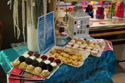 Les produits joliment disposés sur une table de fête donneront envie aux clients d'y goûter. (Photo : latoque.fr) Les produits joliment disposés sur une table de fête donneront envie aux clients d'y goûter. (Photo : latoque.fr) Les produits joliment disposés sur une table de fête donneront envie aux clients d'y goûter. (Photo : latoque.fr) Les produits joliment disposés sur une table de fête donneront envie aux clients d'y goûter. (Photo : latoque.fr)