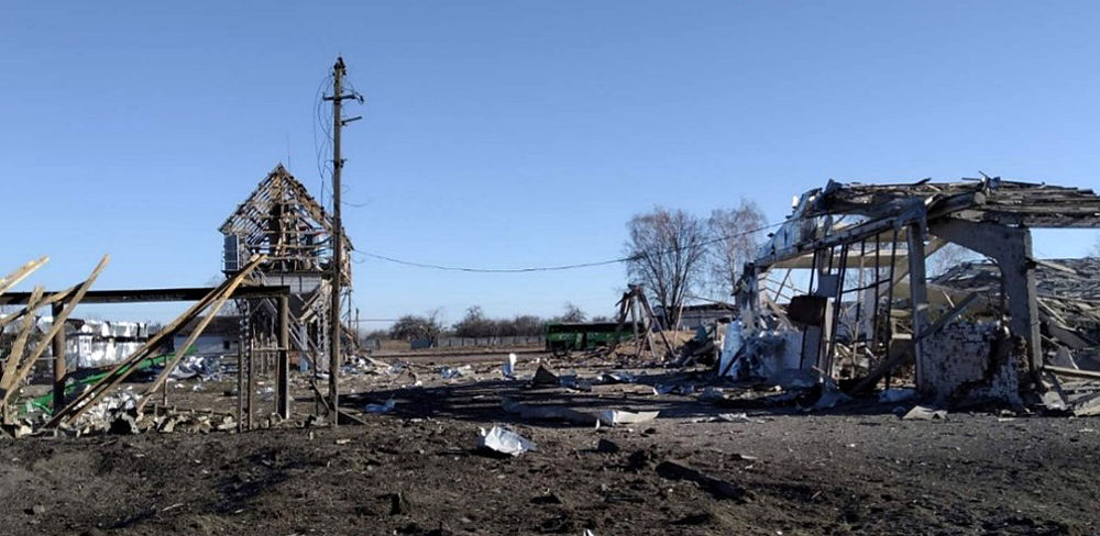 De nombreux équipements agricoles ont été détruits par les bombardements russes. Ferme en ruine dans la région de Chernihiv. Ici une ferme en ruine dans la région de Chernihiv, à 100 km au nord de Kiev.