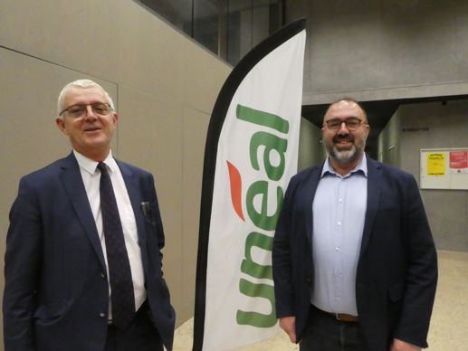 Jean Philippe Kerr, nouveau DG d'Unéal (à g.), et Armel Lesaffre, président, lors d’une des assemblées de section 2022 qui impliquaient adhérents et salariés : « Nous avons voulu en faire des acteurs concrets. »