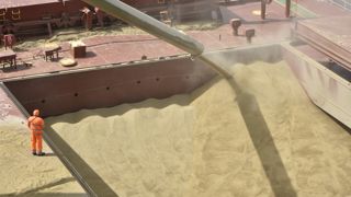 Le groupe Sénalia a chargé plus de 4 millions de tonnes de céréales lors de la campagne 2021-2022. Environ 4,6 millions de tonnes sont prévues pour la campagne en cours. Le groupe Sénalia a chargé plus de 4 millions de tonnes de céréales lors de la campagne 2021-2022. Environ 4,6 millions de tonnes sont prévues pour la campagne en cours.