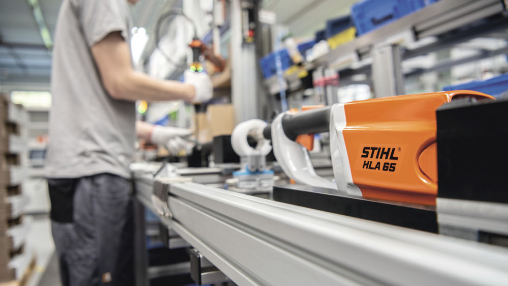 Stihl augmente ses capacités de production dans les produits à batterie.
