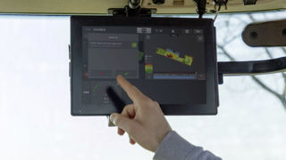 Avec la solution Agrirouter, l'agriculteur transfère toutes les données de son chantier d'un seul clic sont sur terminal Isobus. Avec la solution Agrirouter, l'agriculteur transfère toutes les données de son chantier d'un seul clic sont sur terminal Isobus.
