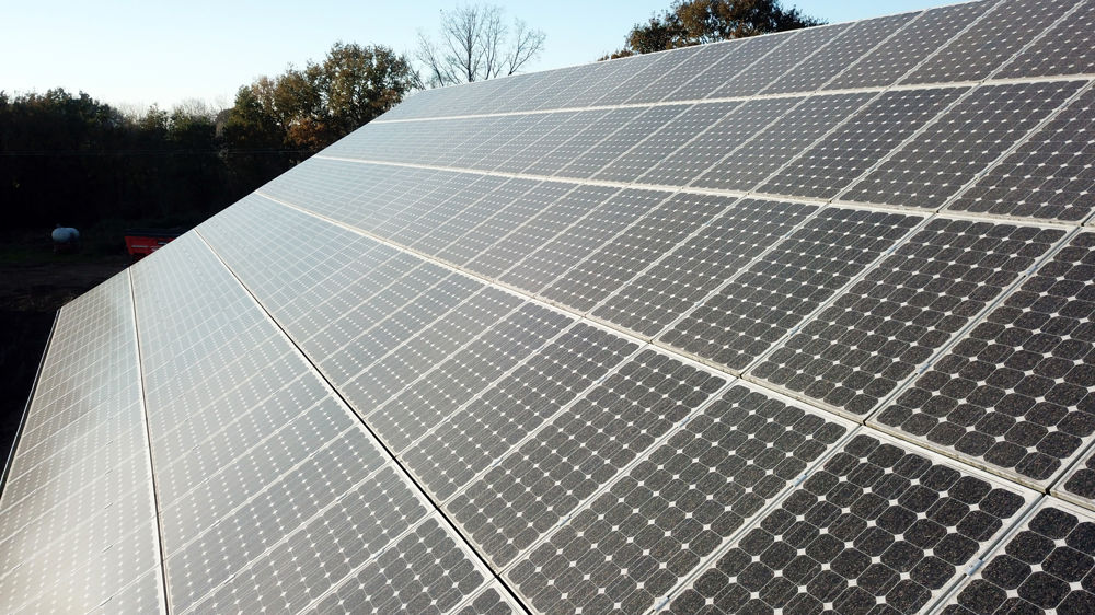 Beaucoup d'opérateurs se tournent vers le photovoltaïque, avec revente possible de tout ou partie de l'électricité.
