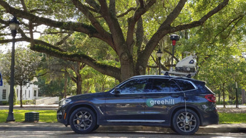 Greehill collecte les données avec des véhicules équipés de scanners mobiles, de Lidar et de caméras. Greehill collecte les données avec des véhicules équipés de scanners mobiles, de Lidar et de caméras.