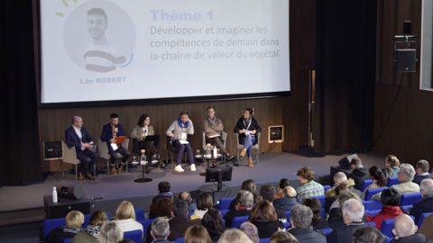 Une centaine de professionnels ont apporté leur contribution aux rencontres Végé’Compétences. Les multiples échanges donneront lieu à d’autres ateliers et à un livre blanc.