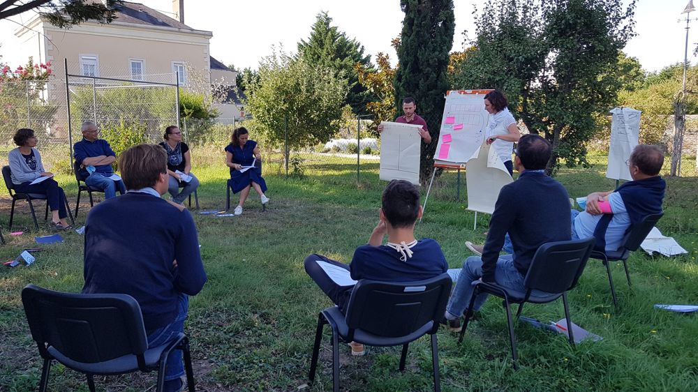 La formation des vétérinaires aux réunions participatives dure deux jours.