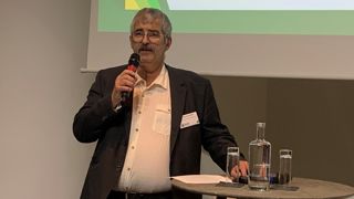 Pour François Cholat, président du Snia, le recul de la production d'aliments est synonyme de baisse de rentabilité pour les fabricants. Pour François Cholat, président du Snia, le recul de la production d'aliments est synonyme de baisse de rentabilité pour les fabricants.